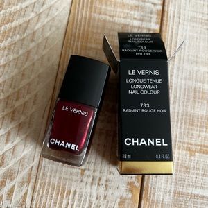 Chanel Le Vernis Long Wear Nail Colour